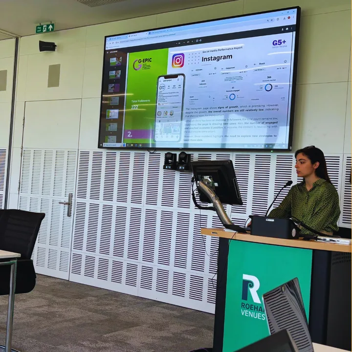 Maria Teresa presenta un report Instagram al G-EPIC di Roehampton